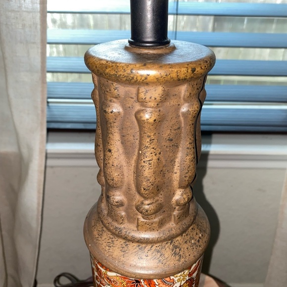 Vintage MCM Distressed Bronze Finish with Ceramic Paisley Electric 29”Table Lamp - Picture 10 of 16